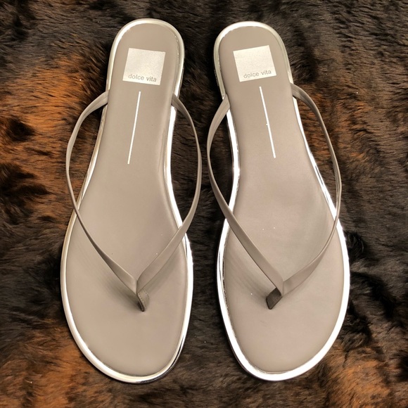 Dolce Vita Shoes - Dolce Vita Dawn Gray Thong Sandal